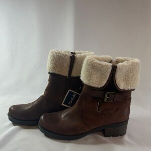 White Mountain Brown Ankle Boots with Cream Faux-Shearling Cuff
